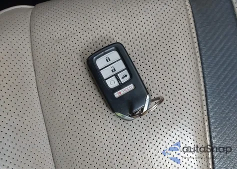 2017 Honda Civic Ex-L z USA, uszkodzony, nr VIN 19XFC1F78HE025582